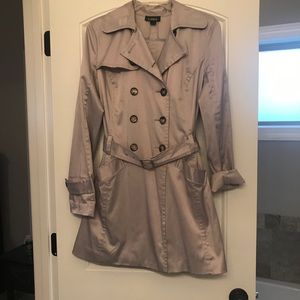 A Byer spring silver rain coat